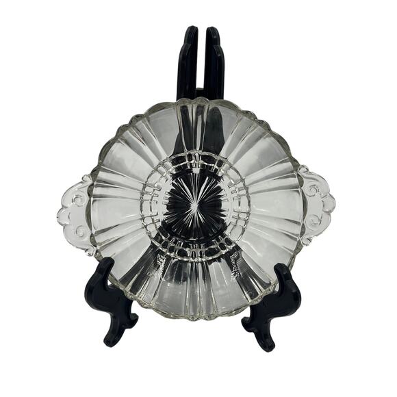 Vintage Clear Glass Textured Bowl Sea Shell Handles Candy Dish Serving Bowl - Picture 1 of 4